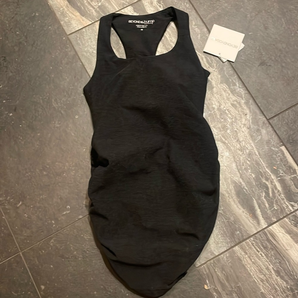 Beyond Yoga maternity top